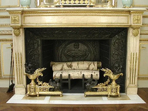 chimneypiece: a mantelpiece