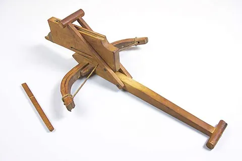 chu-ko-nu: an early Chinese repeating crossbow