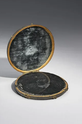 claude glass: a slightly convex mirror, commonly of black glass, once used by artists to view landscapes and...