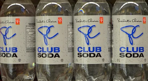 club soda: a carbonated beverage consisting mainly of carbonated water, with or without a few other minor...
