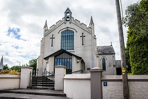 coachford: a village in County Cork, Ireland, between Macroom and Cork (Irish grid ref W 4573)