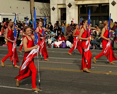 color guard: a uniformed group, especially of soldiers, police officers, Scouts, or school representatives, who...