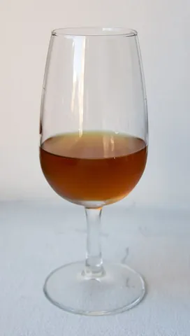 copita: a sherry glass with a tapering bowl