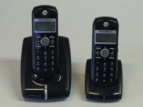 cordless phone: a telephone unit that has a battery-powered telephone handset that uses, instead of a cord,...
