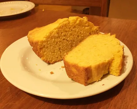 cornbread: bread made from cornmeal