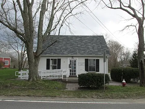 cummaquid: a community in the town of Barnstable, Barnstable County, Massachusetts, United States