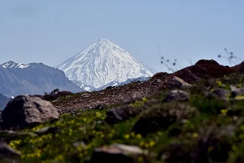 damavand: a mountain in Mazandaran Province, Iran