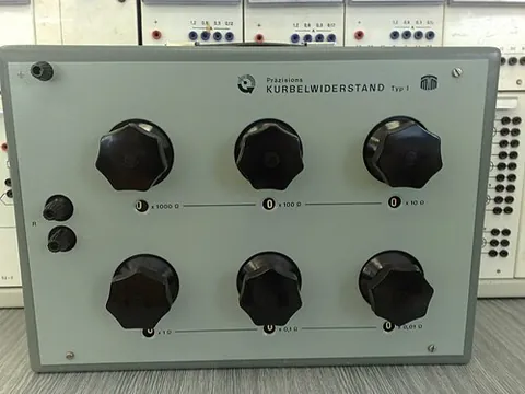 decade box: a piece of test equipment used during prototyping of circuits to vary the resistance, capacitance,...
