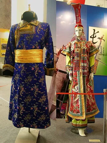 deel: a traditional Mongolian cloak, traditionally worn with a sash