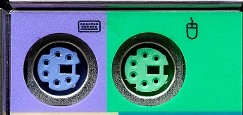 din connector: a cylindrical connector consisting of circular pins protected by a circular wall