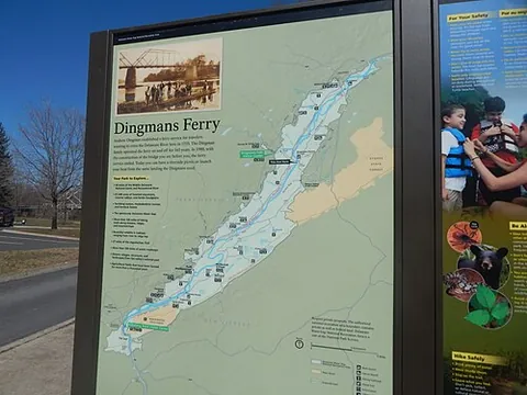 dingmans ferry: an unincorporated community in Delaware Township, Pike County, Pennsylvania, United States