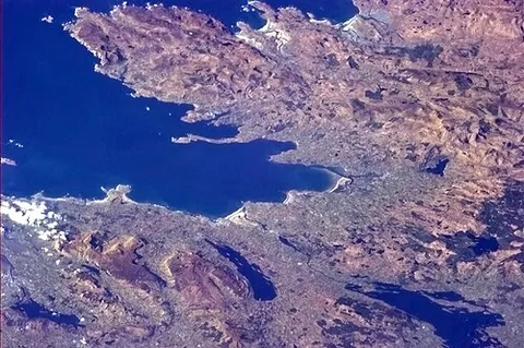 donegal bay: a bay on the coastlines of County Donegal, County Leitrim and County Sligo, Ireland. County Leitrim...