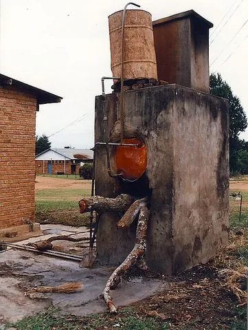 donkey boiler: a water-heating system for domestic use, consisting of a drum of water mounted above a fire