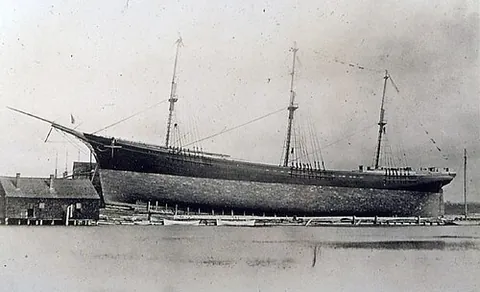 down easter: a type of clipper with a deeper, fuller shape