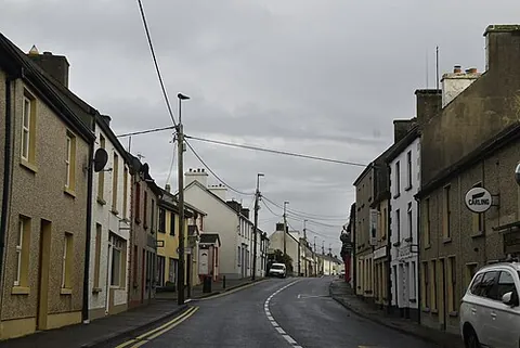 dunkineely: a village and townland in County Donegal, Ireland (Irish grid ref G 7676)
