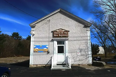 east freetown: a village in the town of Freetown, Bristol County, Massachusetts, United States
