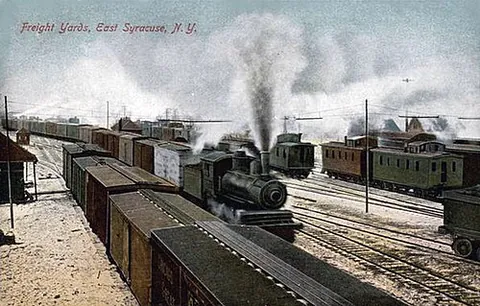 east syracuse: a village in Onondaga County, New York, United States, a suburb of Syracuse