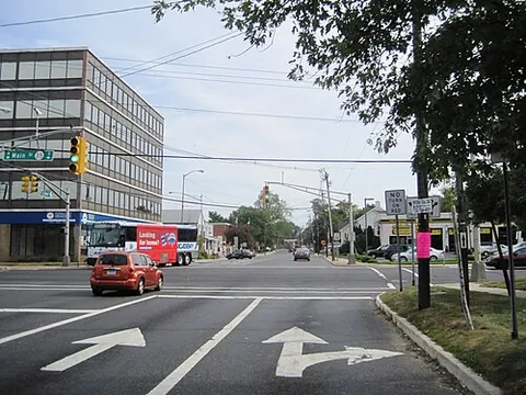 eatontown: a borough in Monmouth County, New Jersey, United States