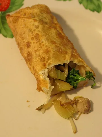egg roll: chinese-American variant of the spring roll (春卷); food made made by wrapping a combination of...