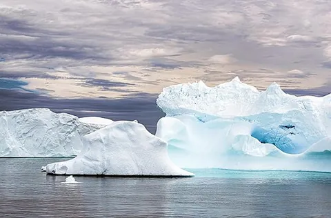 eustasy: a worldwide change in sea level, especially one caused by melting ice or tectonic activity