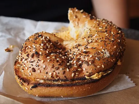 everything bagel: a type of bagel with many toppings, such as sesame seeds, garlic, and poppy seeds