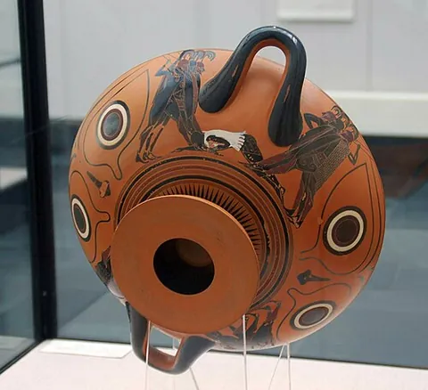 eye-cup: a type of kylix (or specific cup in ancient Greek pottery) with apotropaic eyes painted on it
