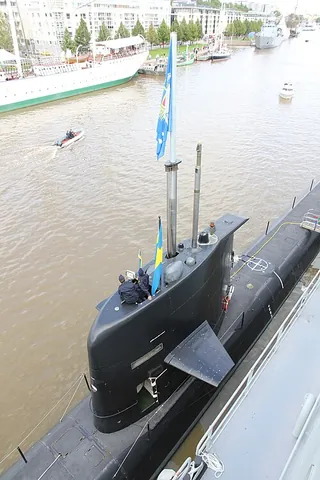 fairwater plane: a diving plane mounted on or near the sail of a submarine, used to cause the submarine to rise or...