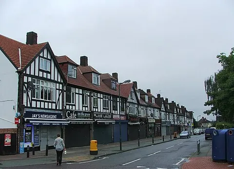 falconwood: a suburb in the borough of Bexley and borough of Greenwich, Greater London, England (OS grid ref...