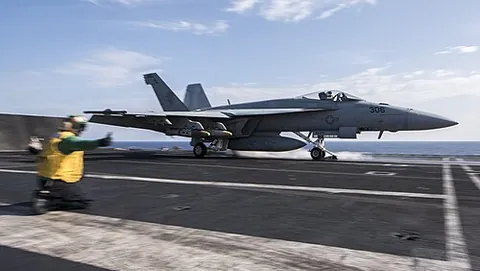 fighter jet: synonym of jet fighter