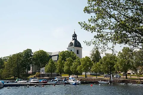 filipstad: a town and municipality in Värmland County, Sweden, named after Charles Philip, Duke of Södermanland