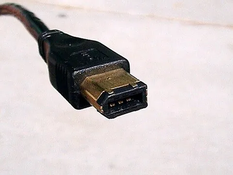 firewire: a high-speed digital link standard covered by the IEEE 1394-1995 standard