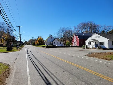 fitchville: a village in the town of Bozrah, New London County, Connecticut