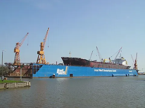floating dock: a dry dock which can float, and is submersible when a ship is entering or leaving it