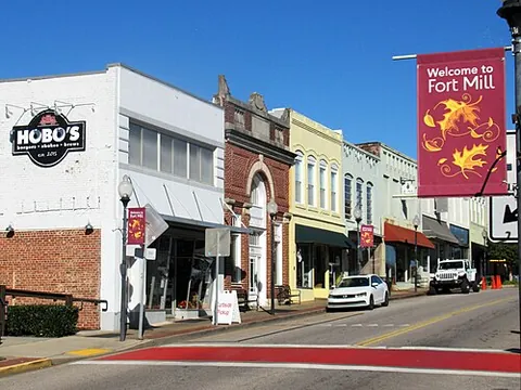 fort mill: a town in York County, South Carolina, United States