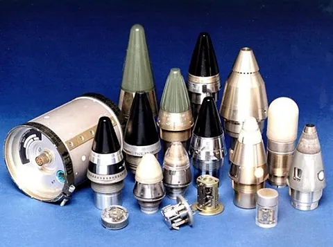 fuze: synonym of detonator, an auxiliary device used to ignite an explosive substance or device