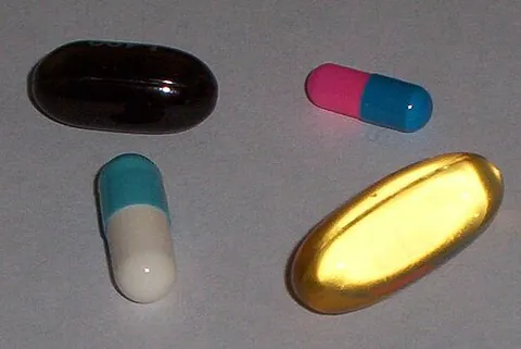 gelcap: a pill where the medicine is held inside gelatin capsules