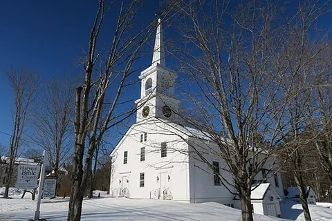 gilmanton ironworks: an unincorporated community in the town of Gilmanton, Belknap County, New Hampshire, United States