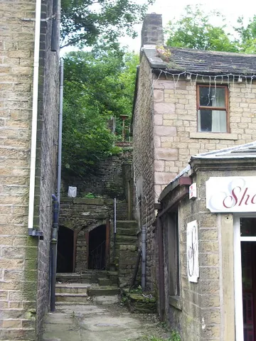 ginnel: a narrow passageway or alley often between terraced houses