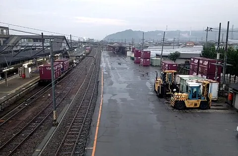 goods station: a railway station where freight is loaded or unloaded from ships or road vehicles and/or where...