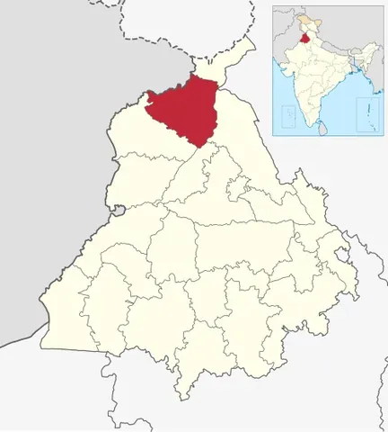 gurdaspur district: one of the three districts in the Ferozepur Division of Punjab in India