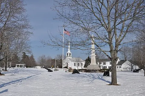 hampton falls: a town in Rockingham County, New Hampshire, United States