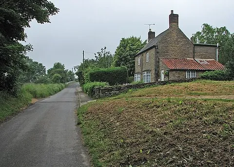 harpswell: a village and civil parish in West Lindsey district, Lincolnshire, England (OS grid ref SK9389)