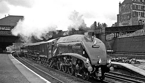headcode: a code used to distinguish classes of train for the benefit of signalmen, formerly by using white...