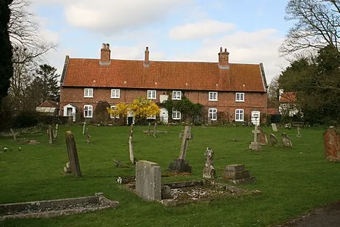 hemingby: a village and civil parish in East Lindsey district, Lincolnshire, England (OS grid ref TF2374)