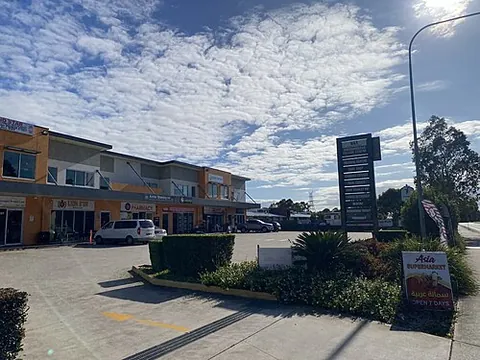 hinchinbrook: a suburb of Sydney in the City of Liverpool, New South Wales, Australia