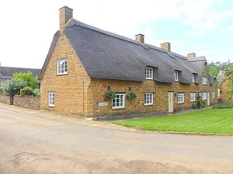hornton: a village and civil parish in Cherwell district, Oxfordshire, England (OS grid ref SP3945)
