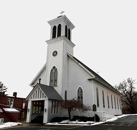 hubbardston: a town in Worcester County, Massachusetts, named after Thomas Hubbard