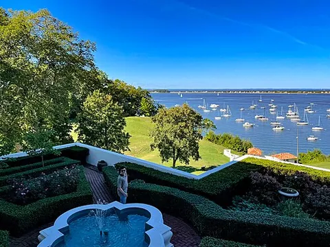 huntington bay: a bay and village in the town of Huntington, Suffolk County, New York, United States