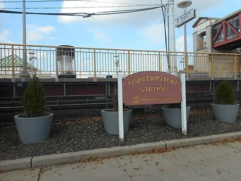 huntington station: a hamlet and census-designated place in the town of Huntington, Suffolk County, New York, United...