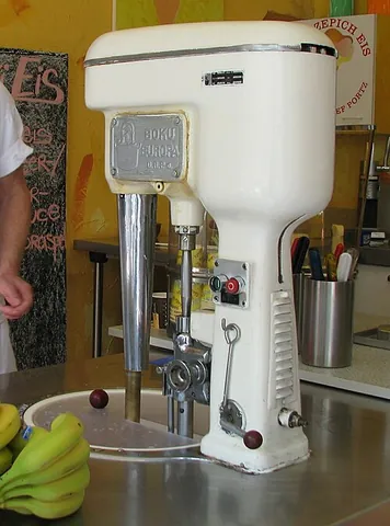 ice cream maker: a machine used to make homemade ice cream
